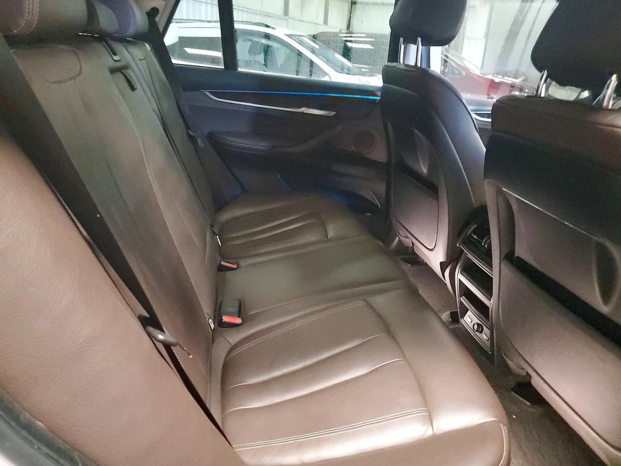 2014 BMW X5 xDrive35I - zdjęcie 10