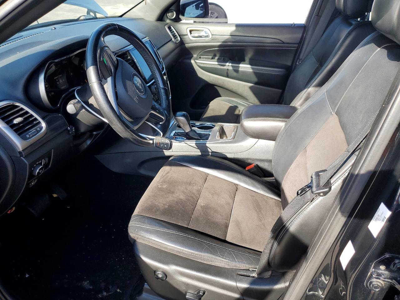 2020 Jeep Grand Cherokee Laredo - zdjęcie 7