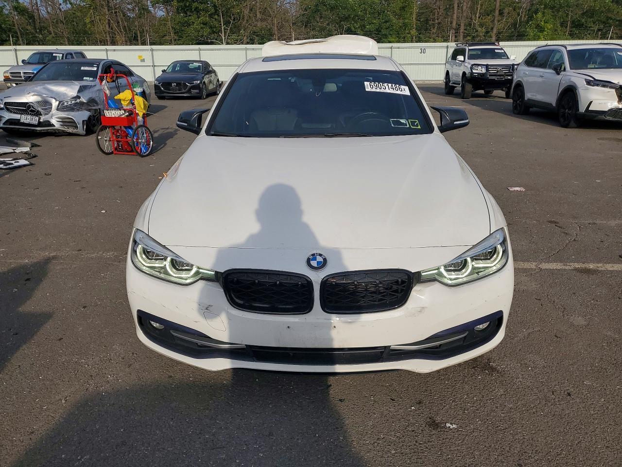 2018 BMW Seria 3 330i - zdjęcie 5