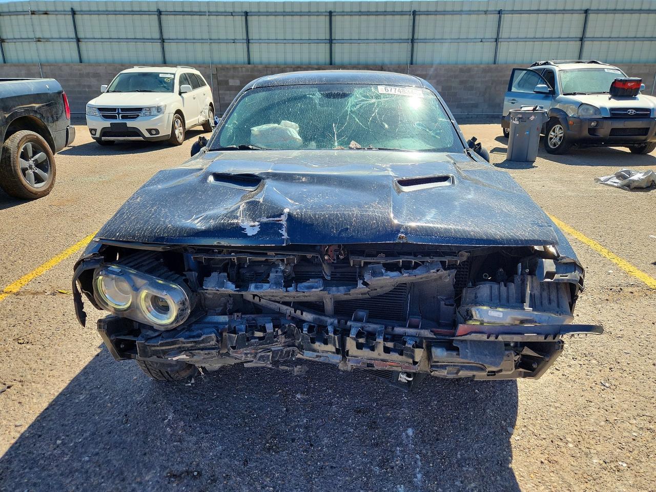 2016 Dodge Challenger R/T - zdjęcie 5