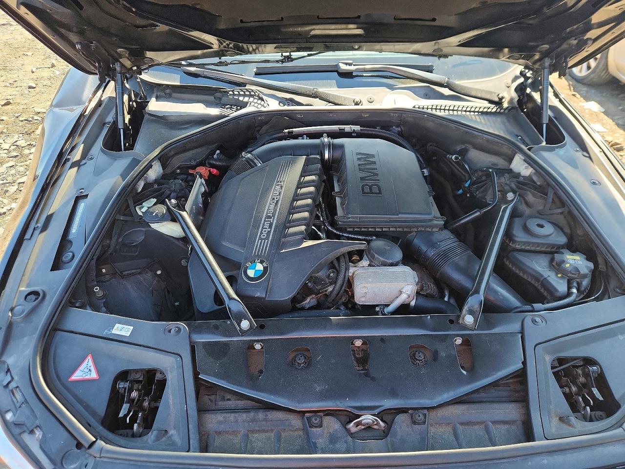 2016 BMW Seria 5 535i - zdjęcie 11