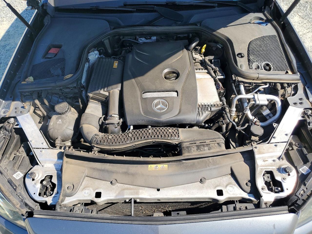 2017 Mercedes-Benz E 300 4Matic - zdjęcie 11