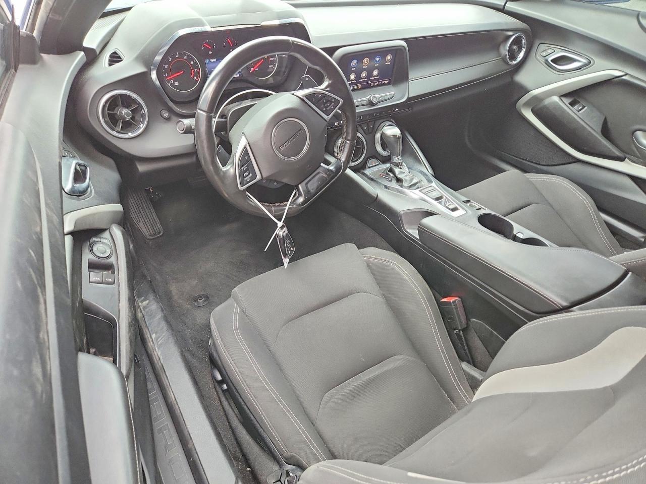 2020 Chevrolet Camaro Ls - zdjęcie 8