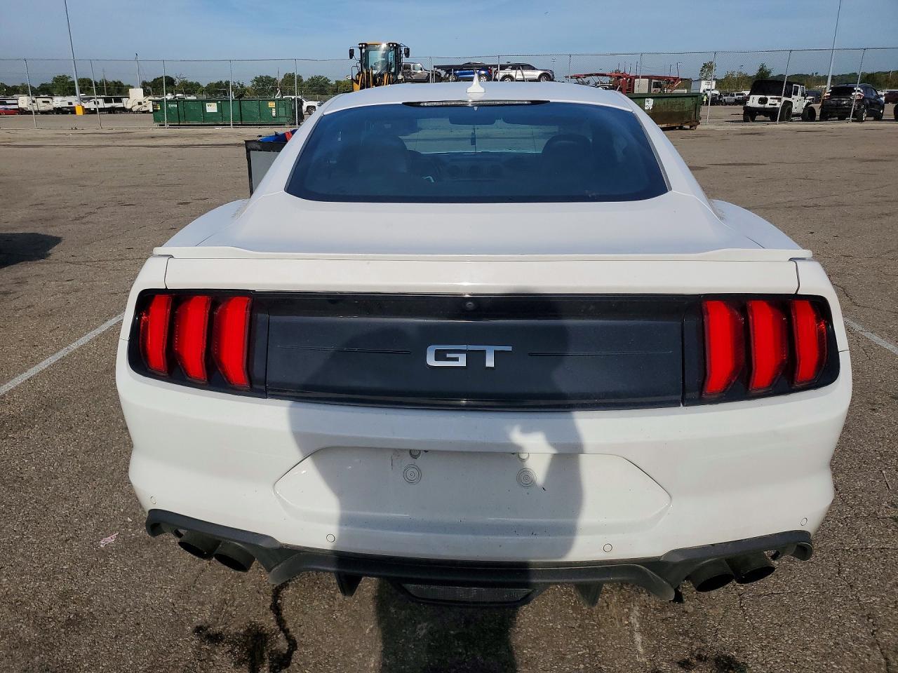 2021 Ford Mustang Gt - zdjęcie 6