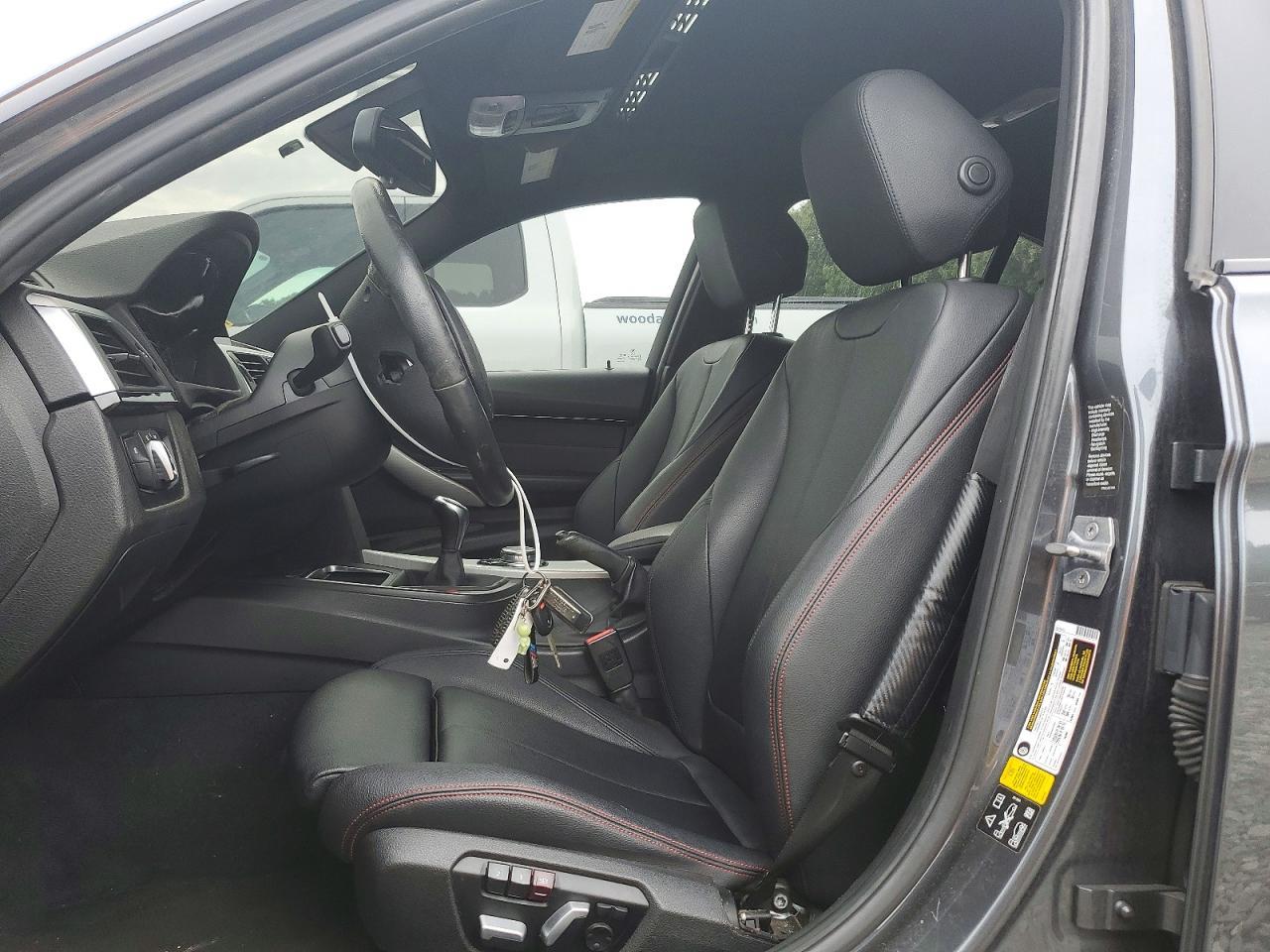 2017 BMW Seria 3 340i - zdjęcie 7