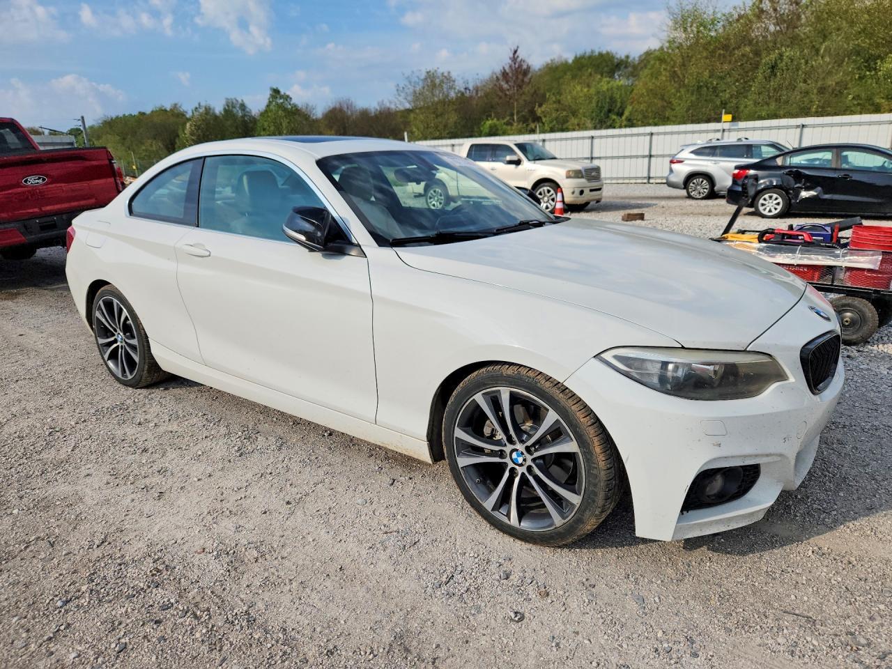 2014 BMW 228 I - zdjęcie 4