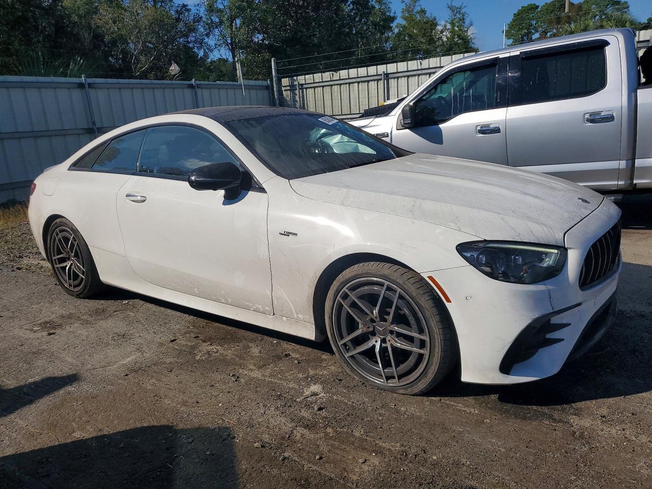 2022 Mercedes-Benz AMG E 53 Coupe - zdjęcie 4