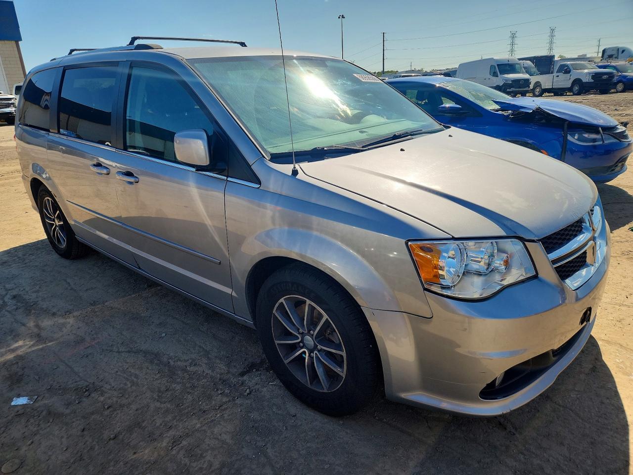 2017 Dodge Grand Caravan Sxt - zdjęcie 4