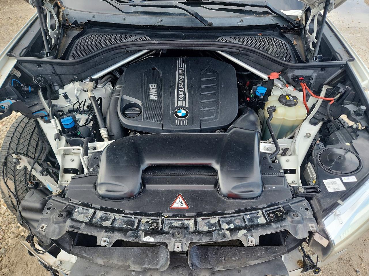 2015 BMW X5 xDrive35D - zdjęcie 12