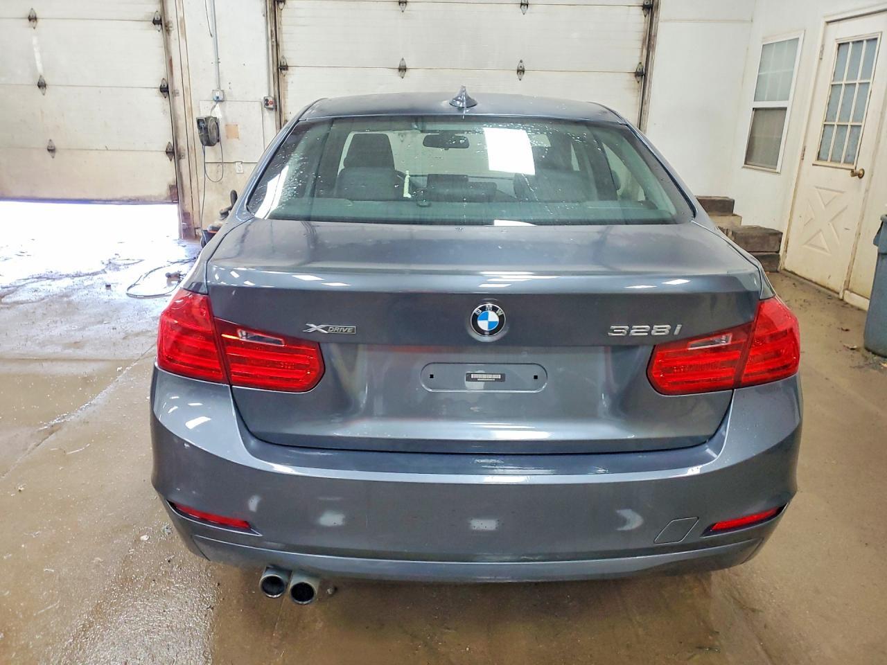 2014 BMW Seria 3 328i - zdjęcie 6