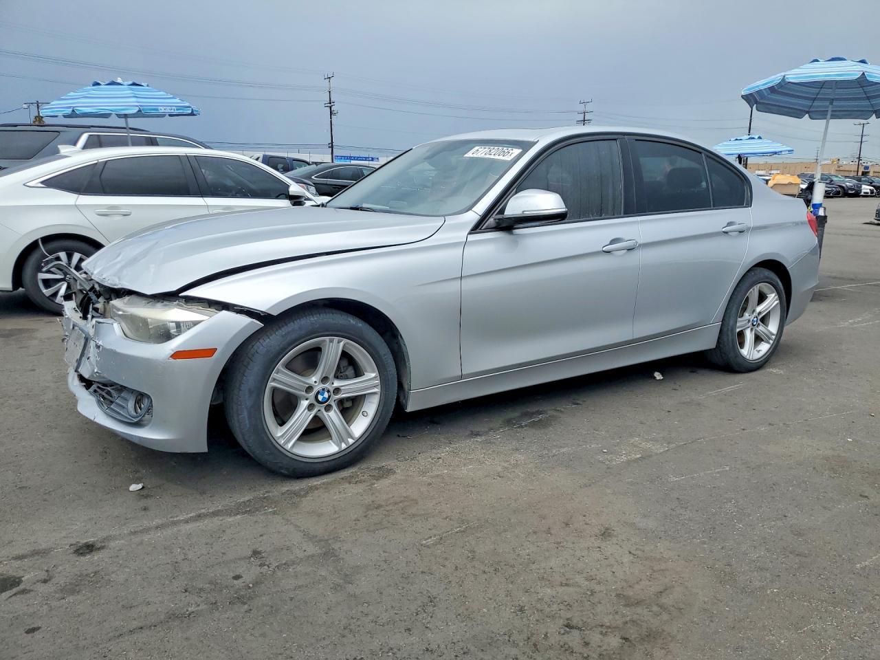 2013 BMW 328 I - zdjęcie główne