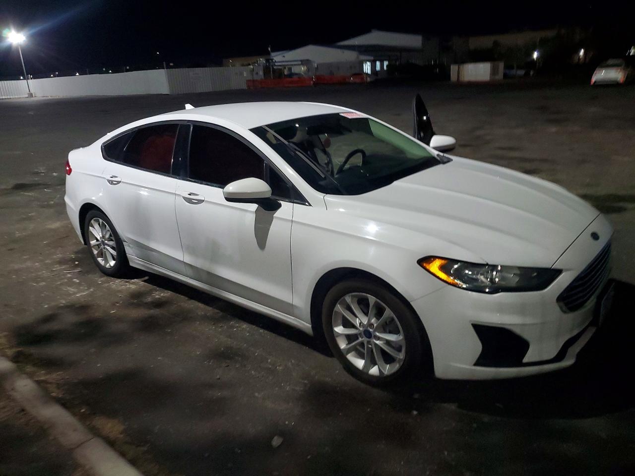 2020 Ford Fusion Se - zdjęcie 4