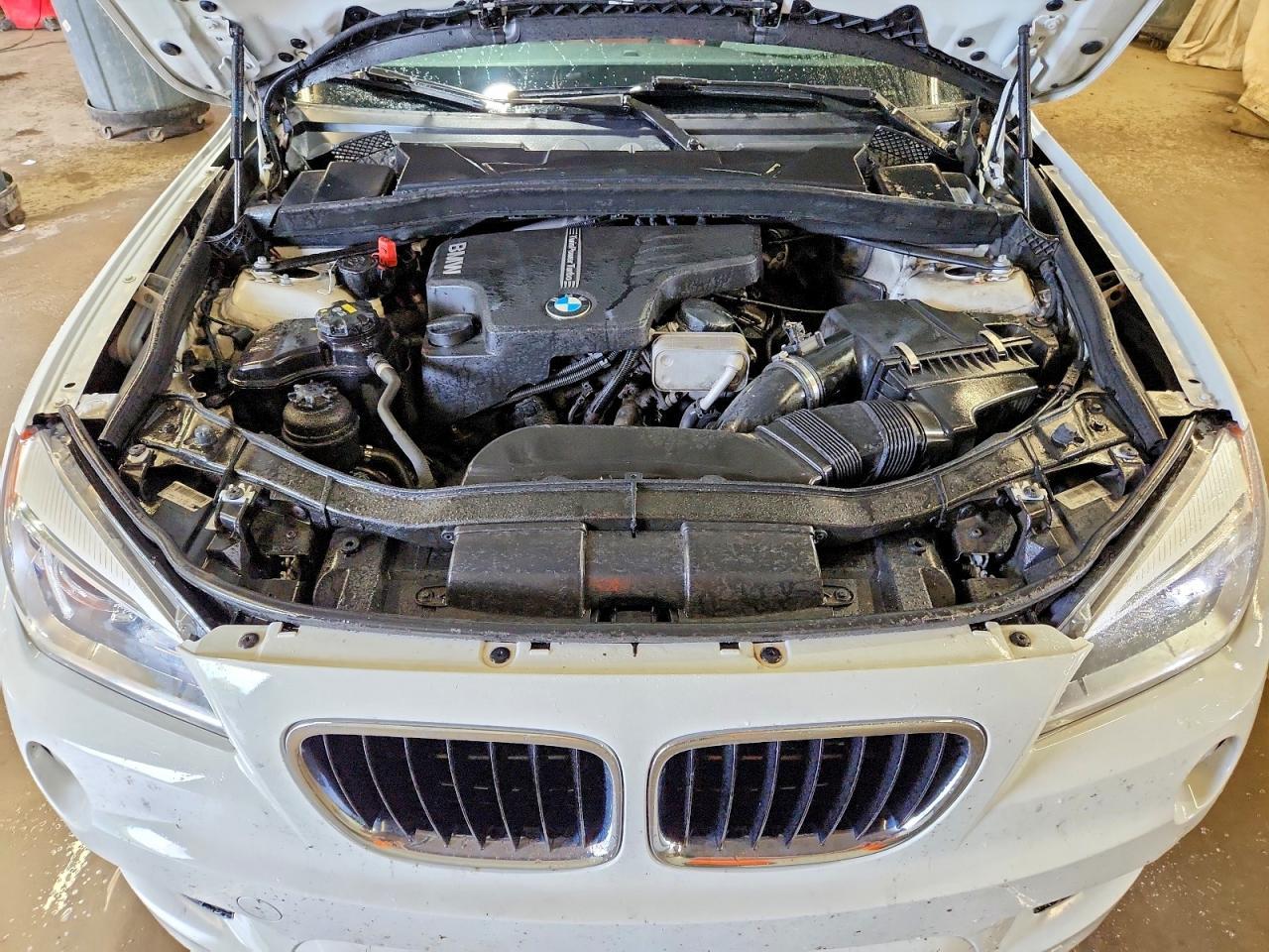2015 BMW X1 xDrive28I - zdjęcie 12