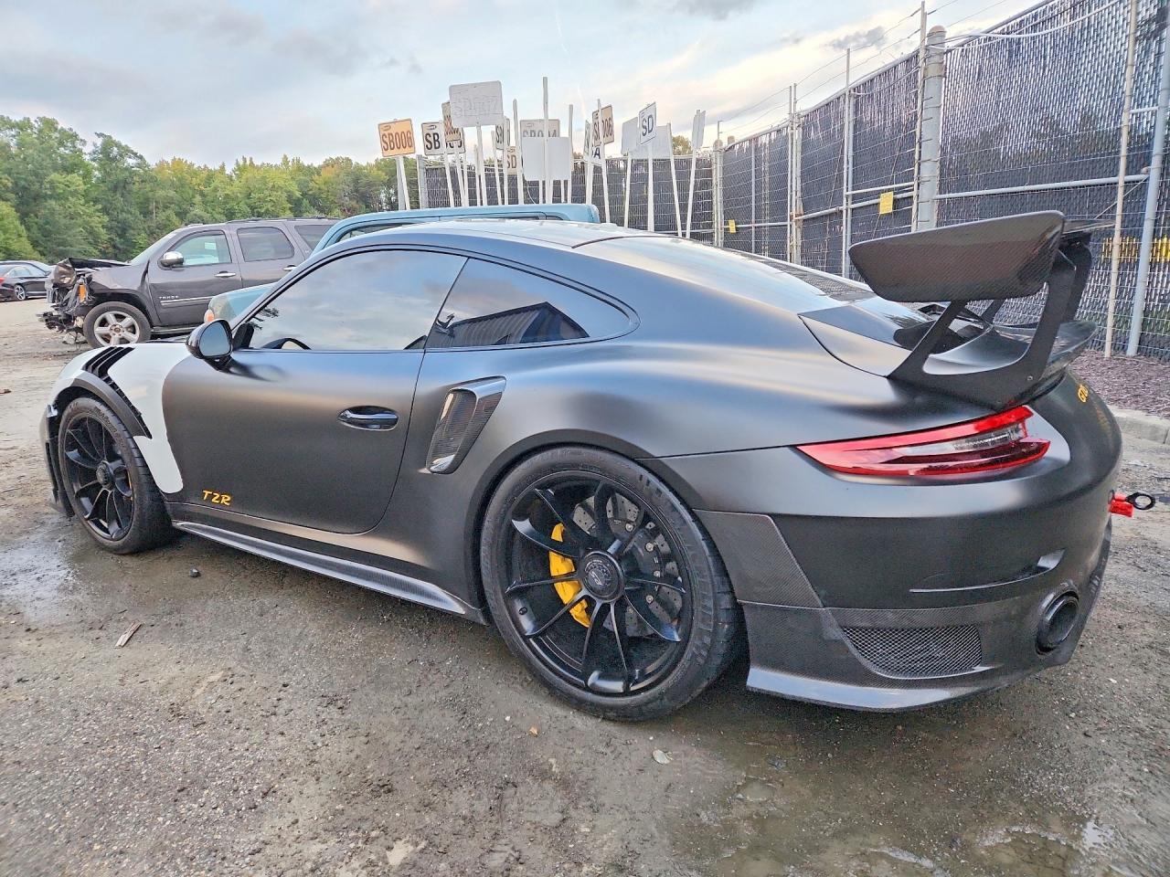 2018 Porsche 911 Gt2 Rs - zdjęcie 2