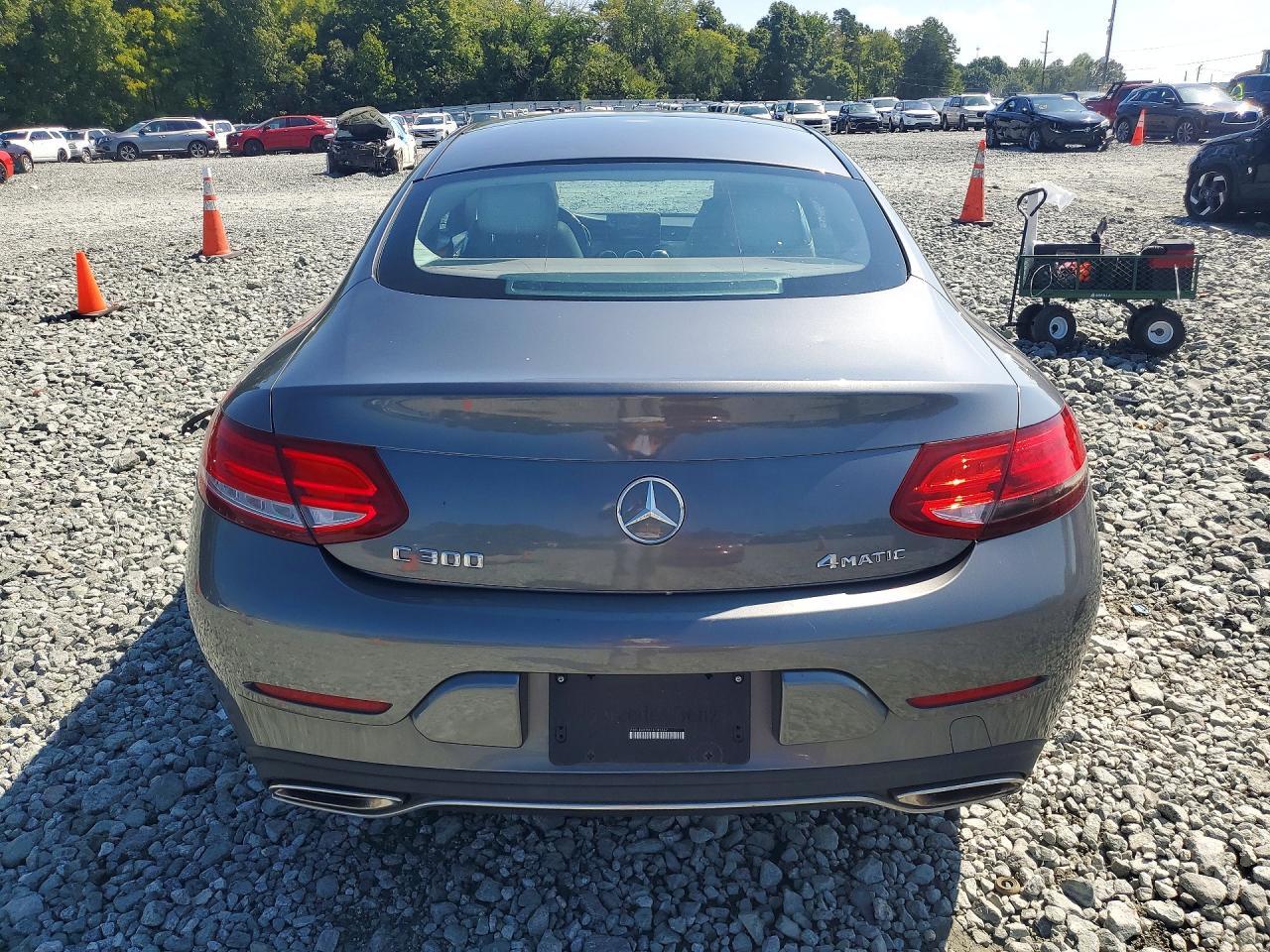 2017 Mercedes-Benz C 300 4Matic - zdjęcie 6