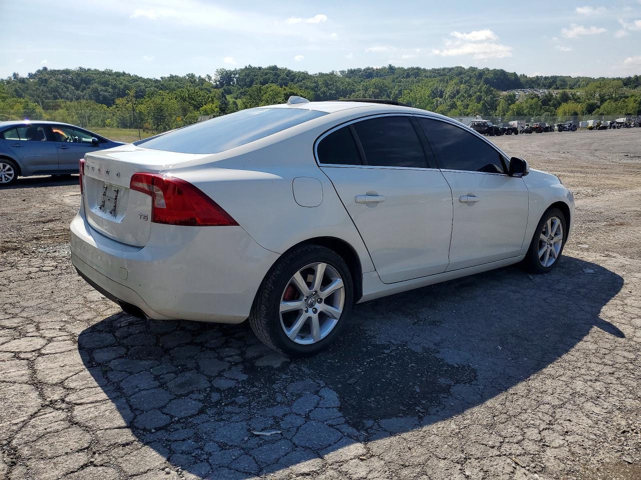 2016 Volvo S60 Premier - zdjęcie 3