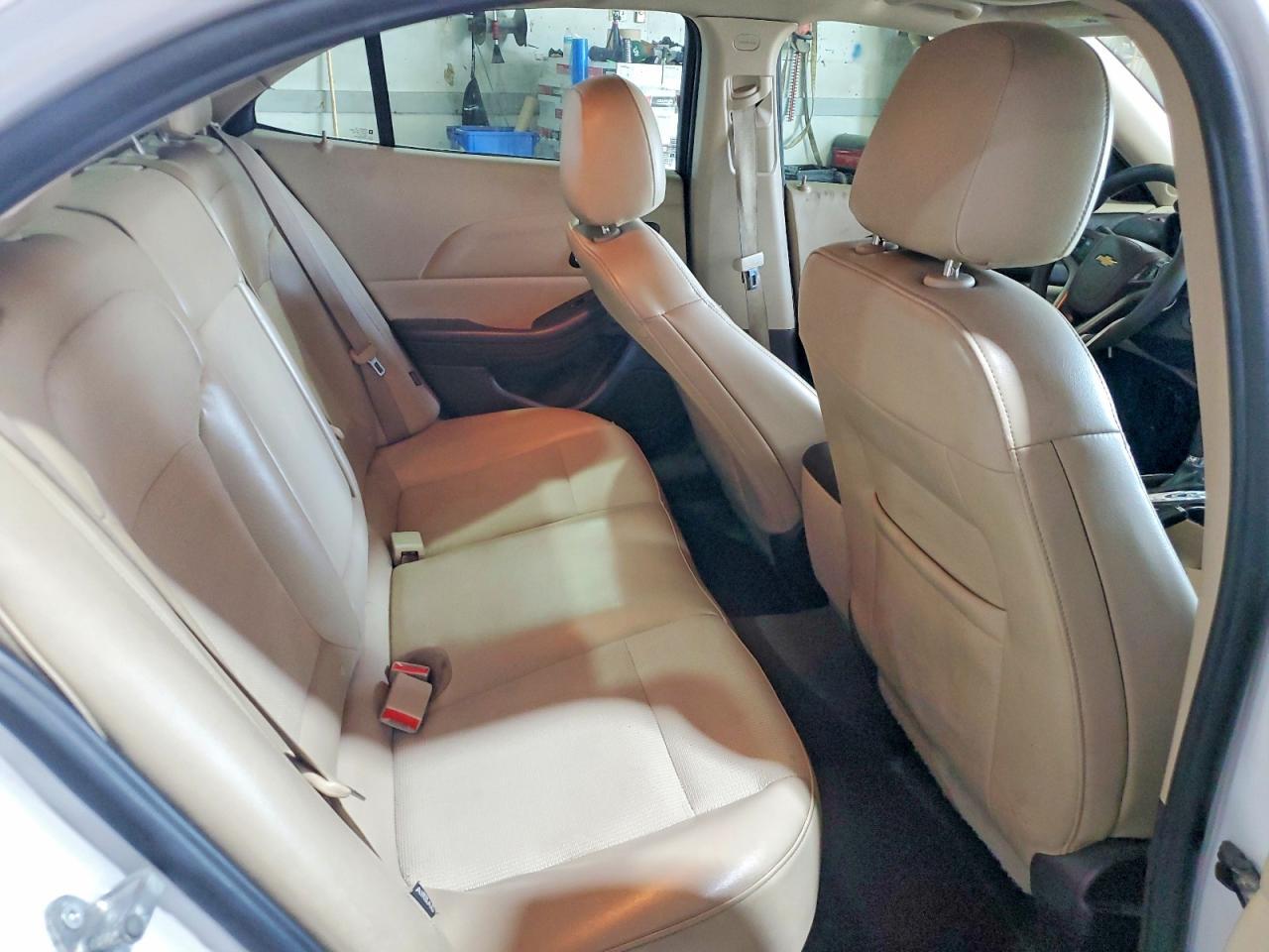 2015 Chevrolet Malibu 1Lt - zdjęcie 10