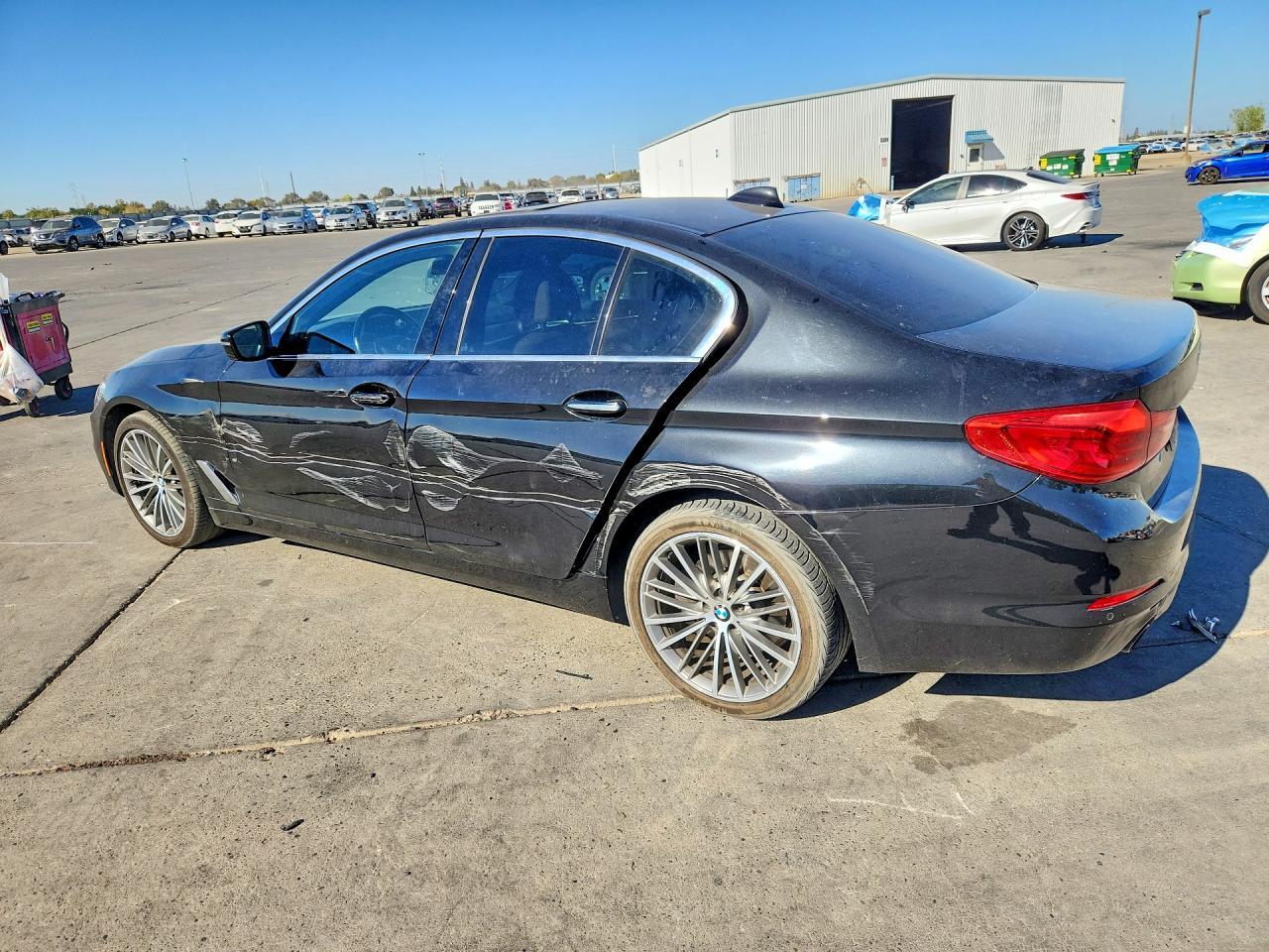 2017 BMW 530 I - zdjęcie 2