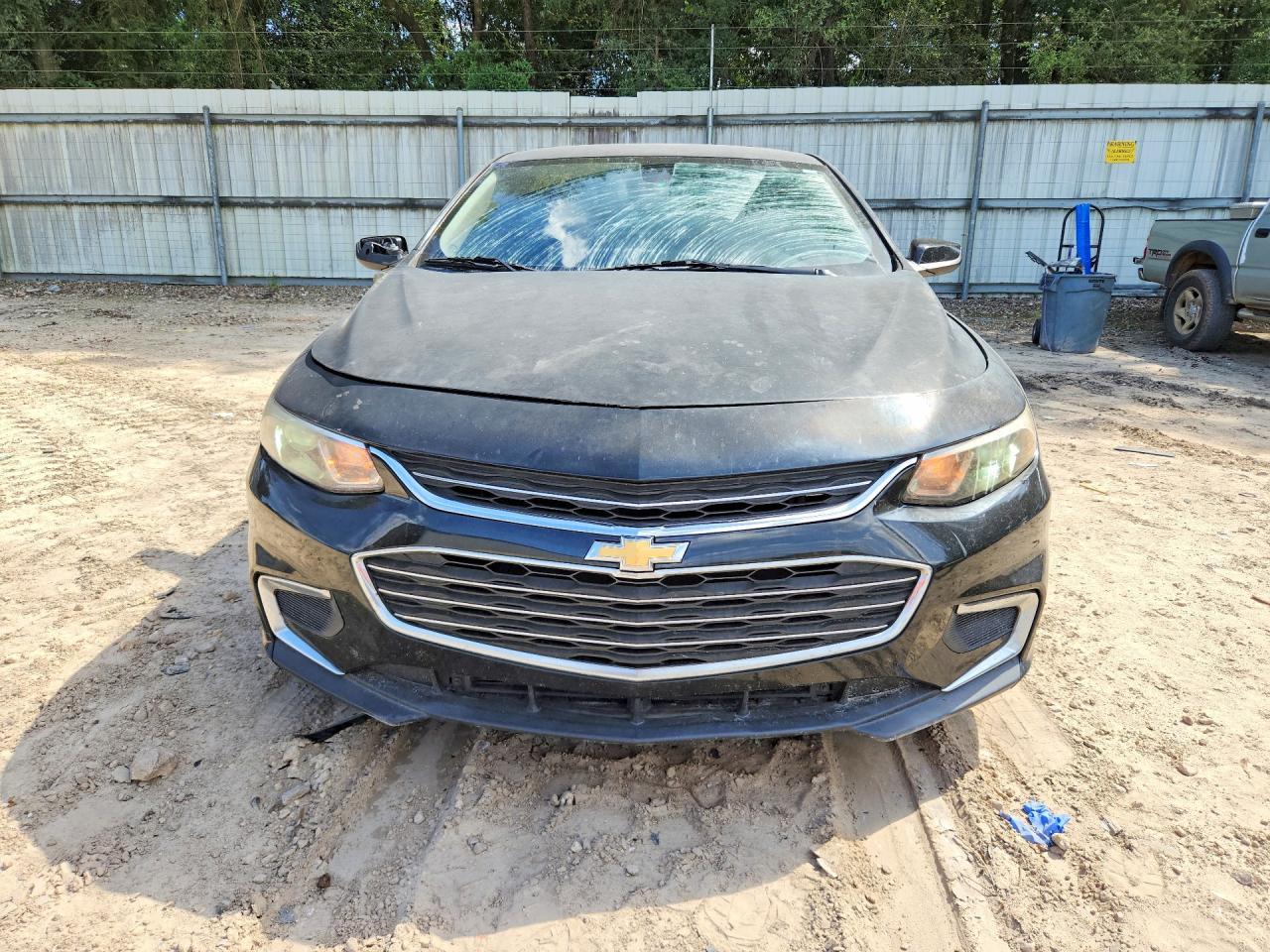 2017 Chevrolet Malibu Ls - zdjęcie 5