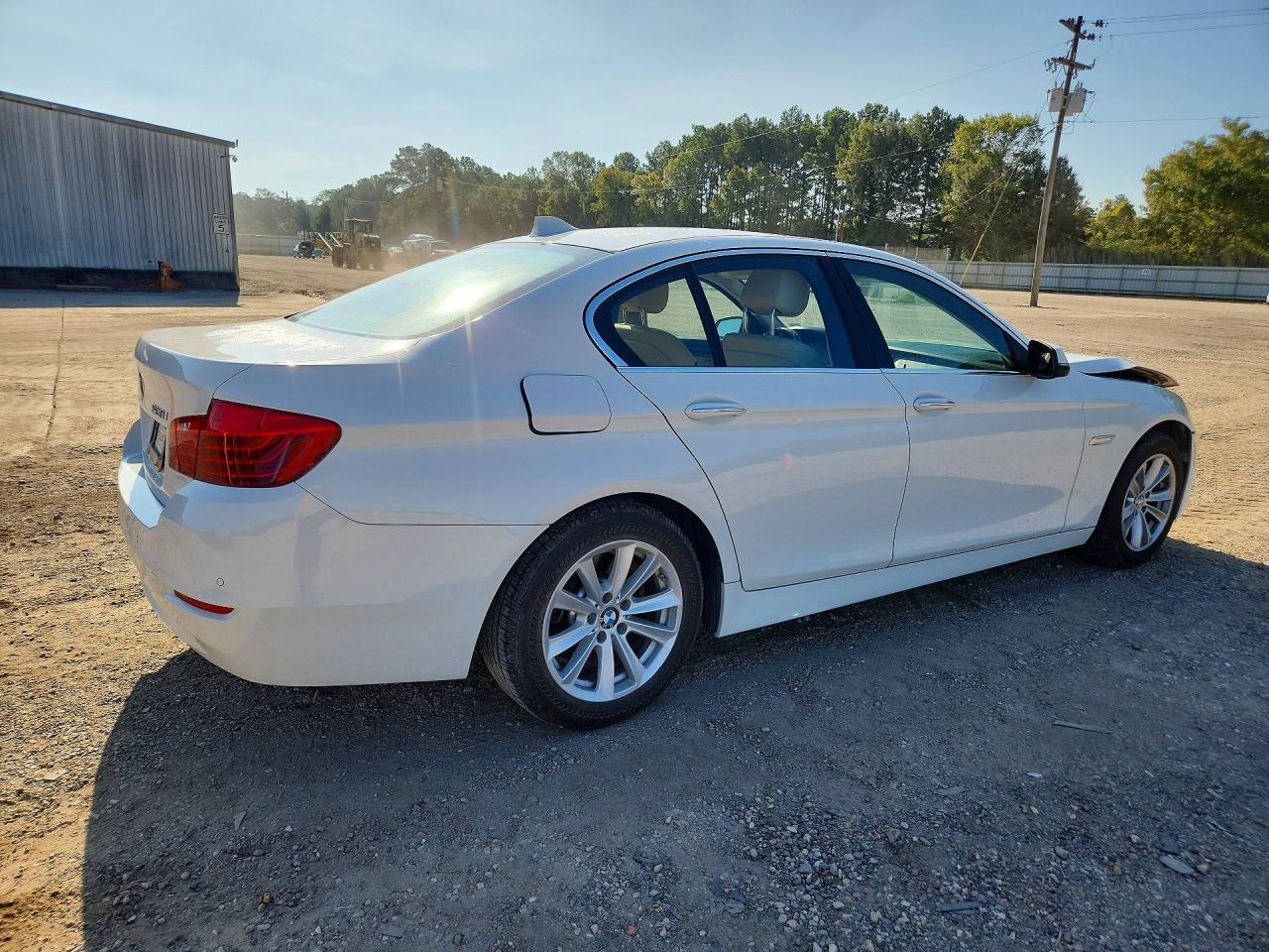 2016 BMW 528 I - zdjęcie 3