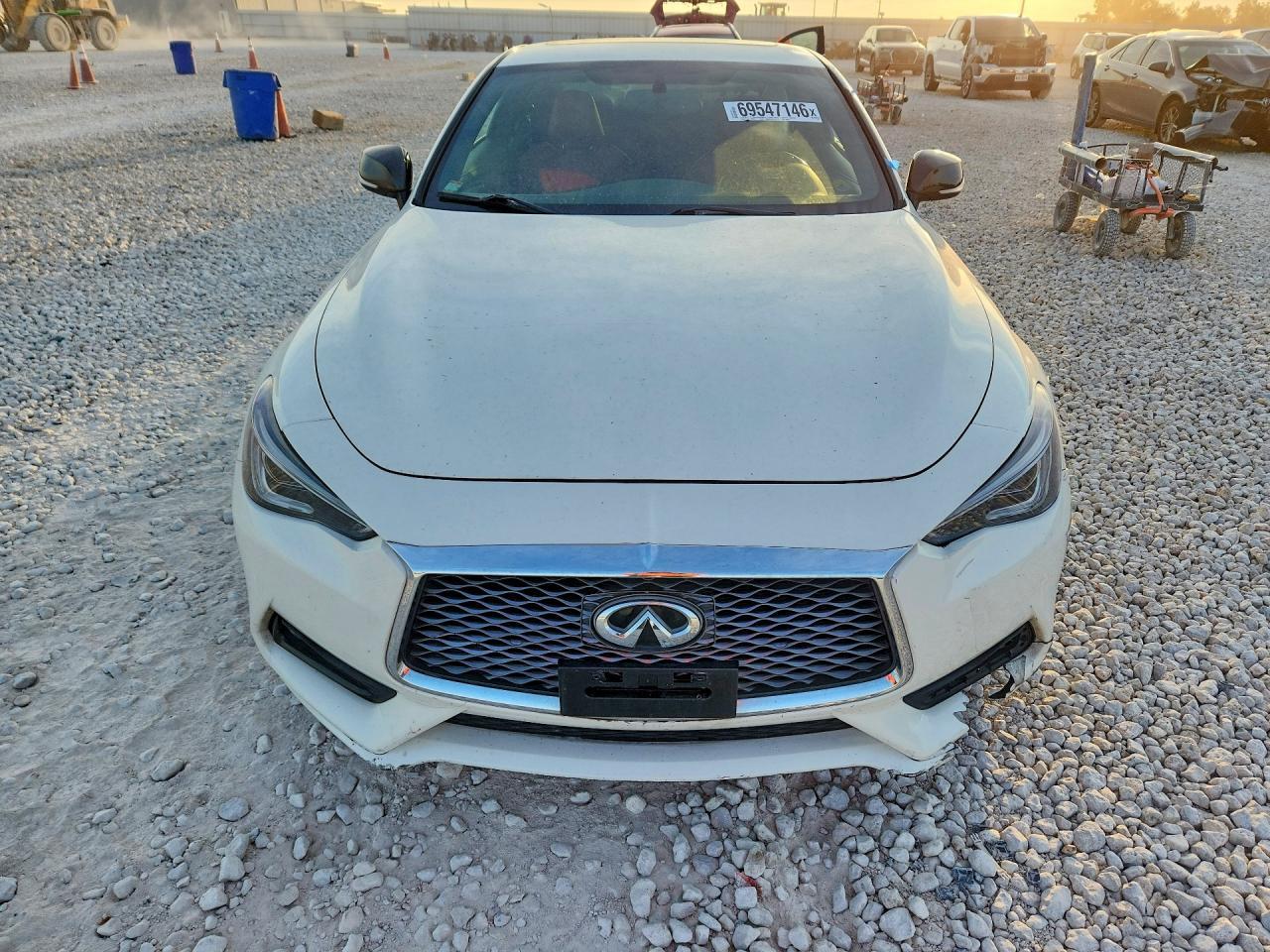 2018 Infiniti Q60 Red Sport 400 - zdjęcie 5