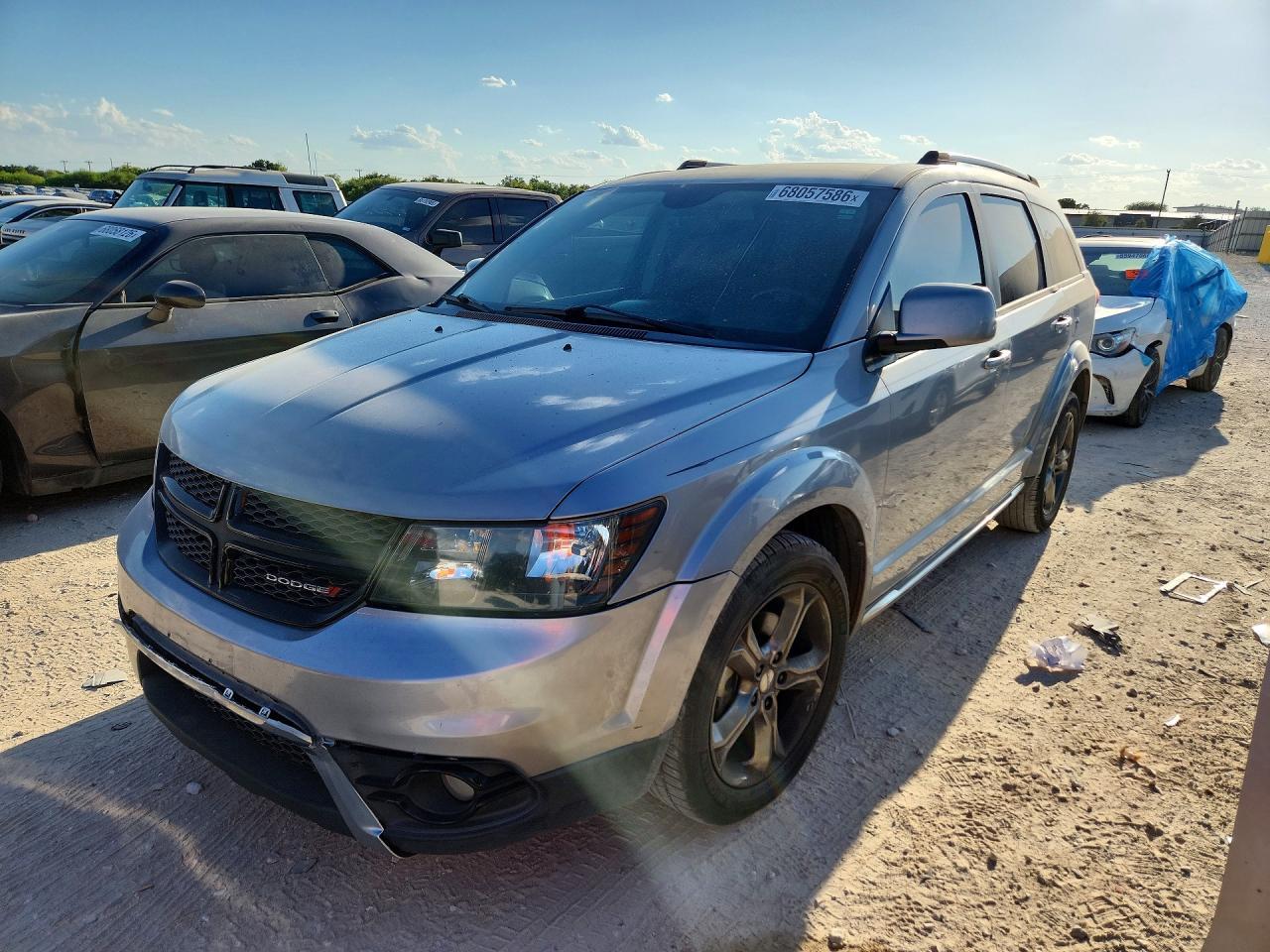 2016 Dodge Journey Crossroad - zdjęcie główne