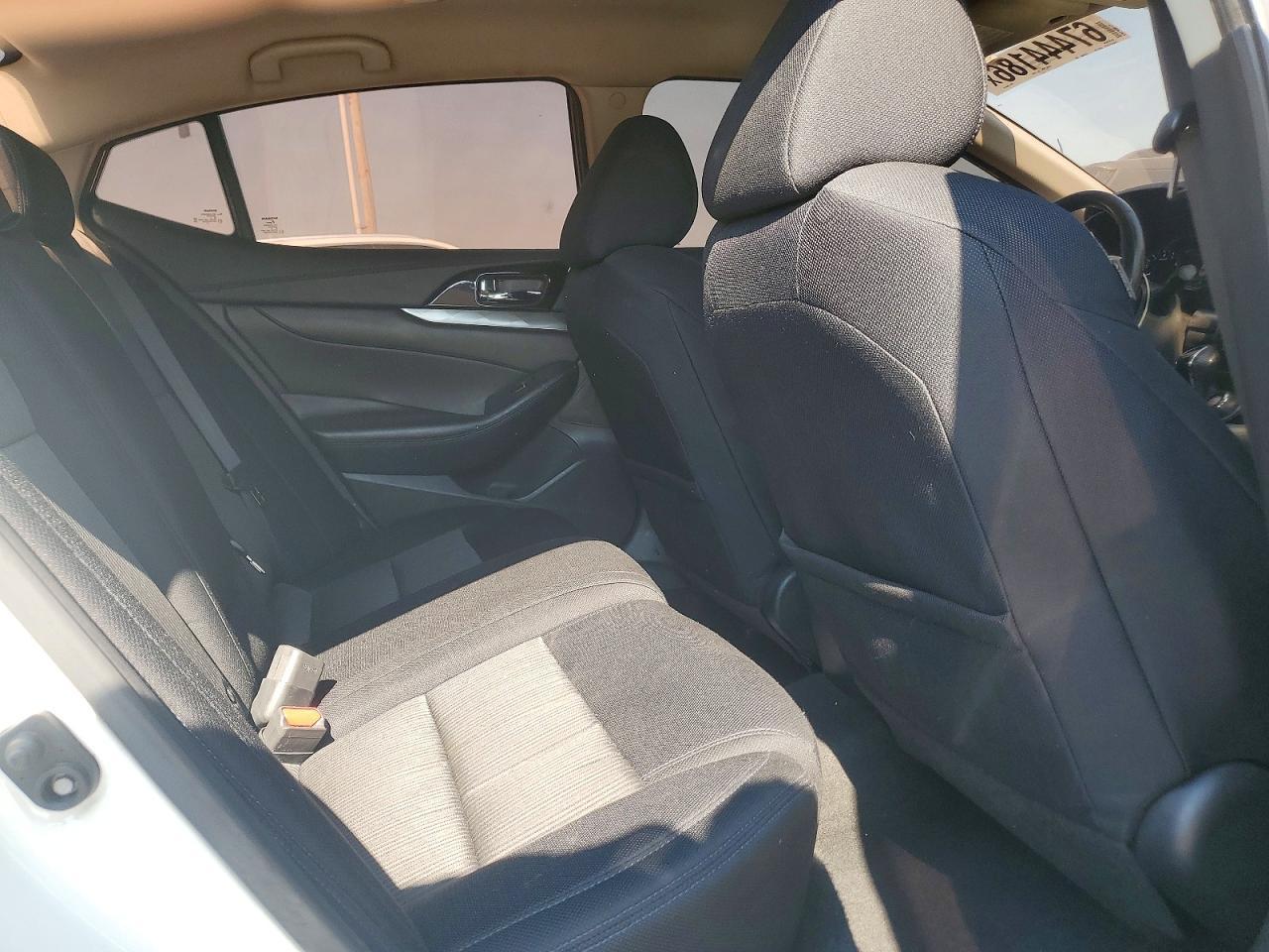 2020 Nissan Maxima S - zdjęcie 10