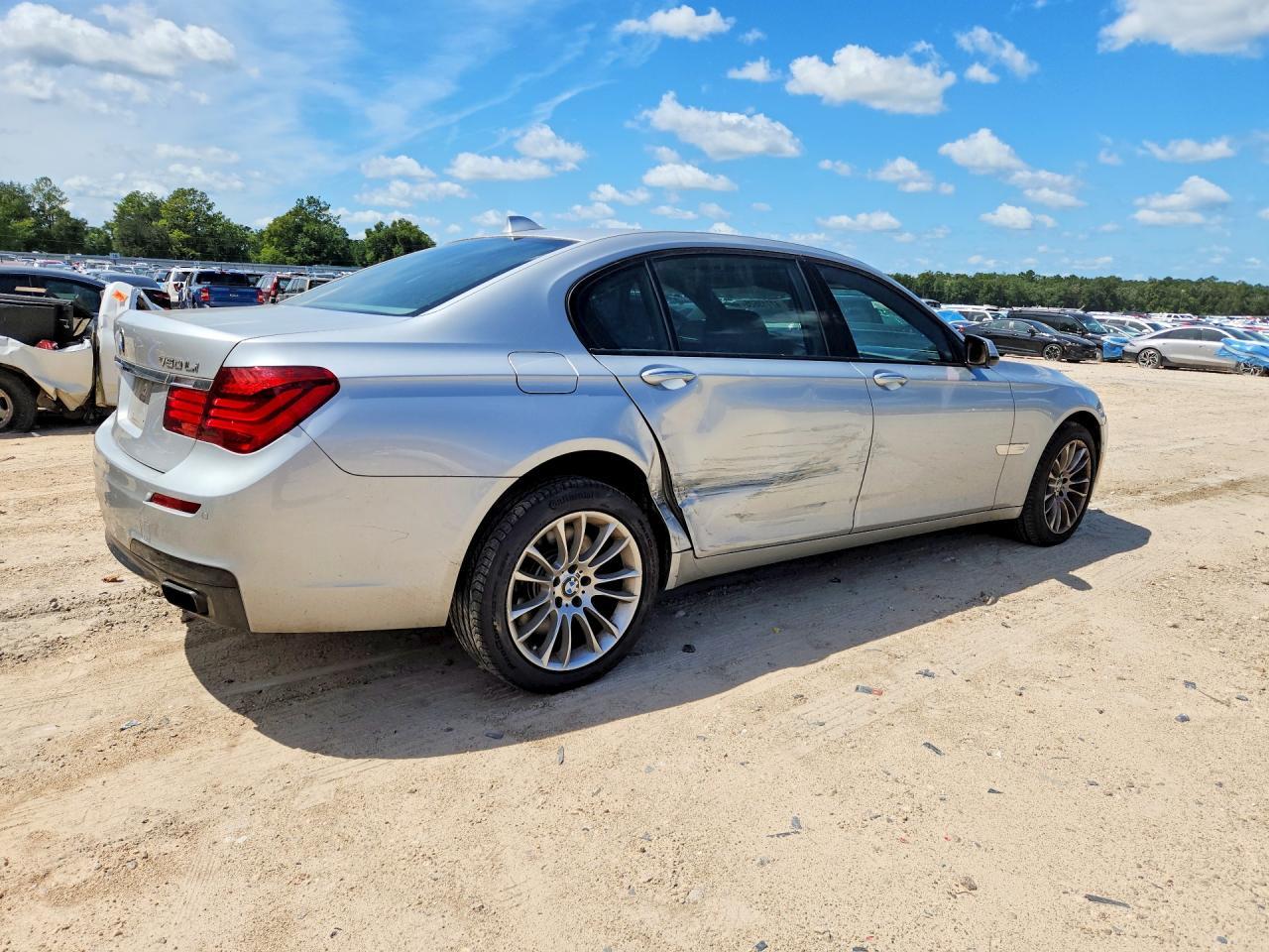 2014 BMW Seria 7 Alpina B7 - zdjęcie 3