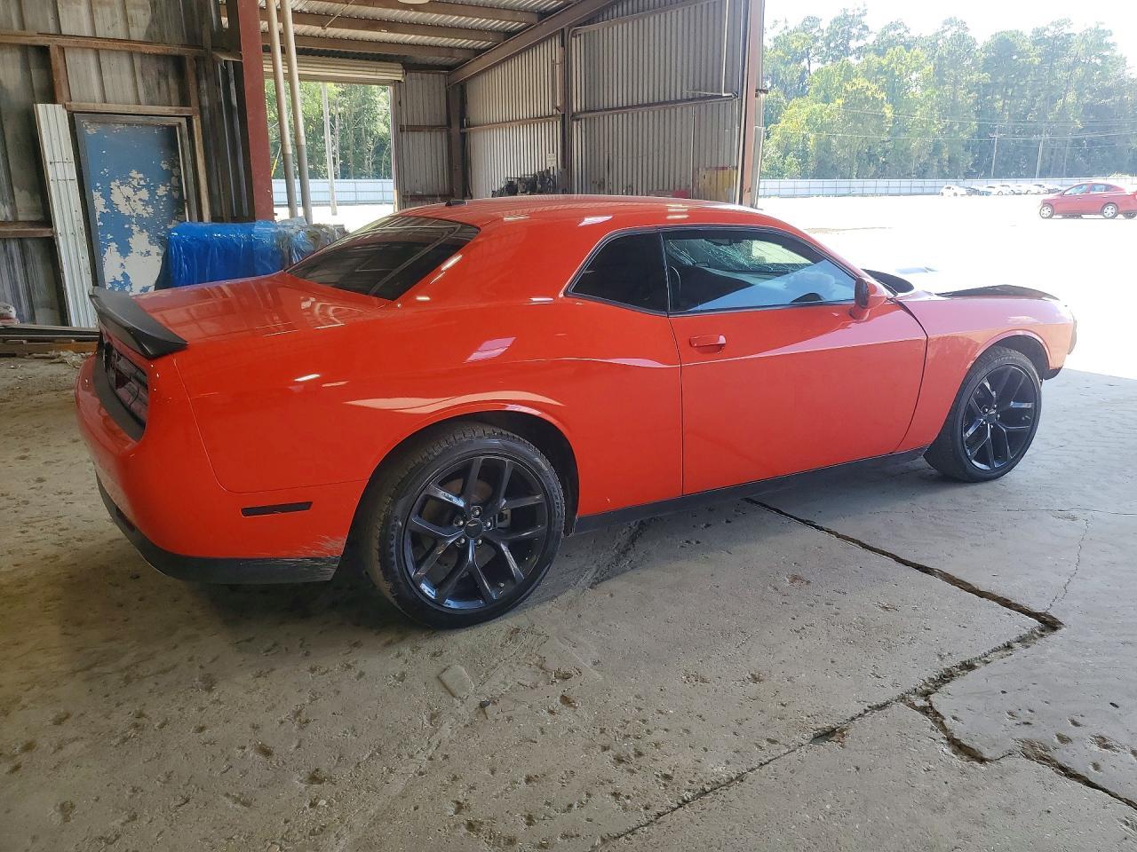 2023 Dodge Challenger Sxt - zdjęcie 3