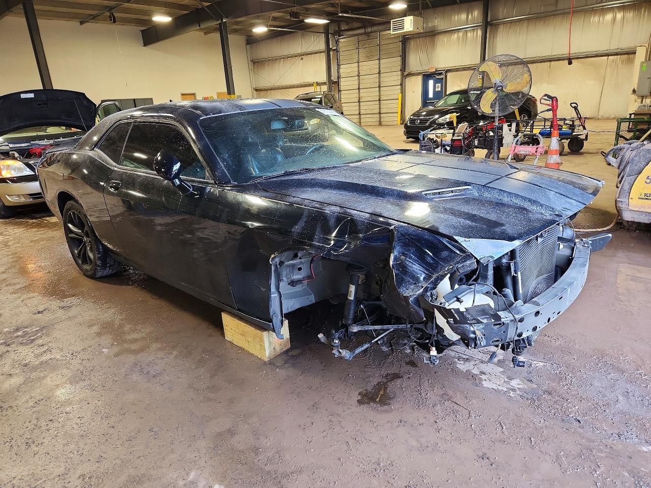 Dodge Challenger - zdjęcie 4