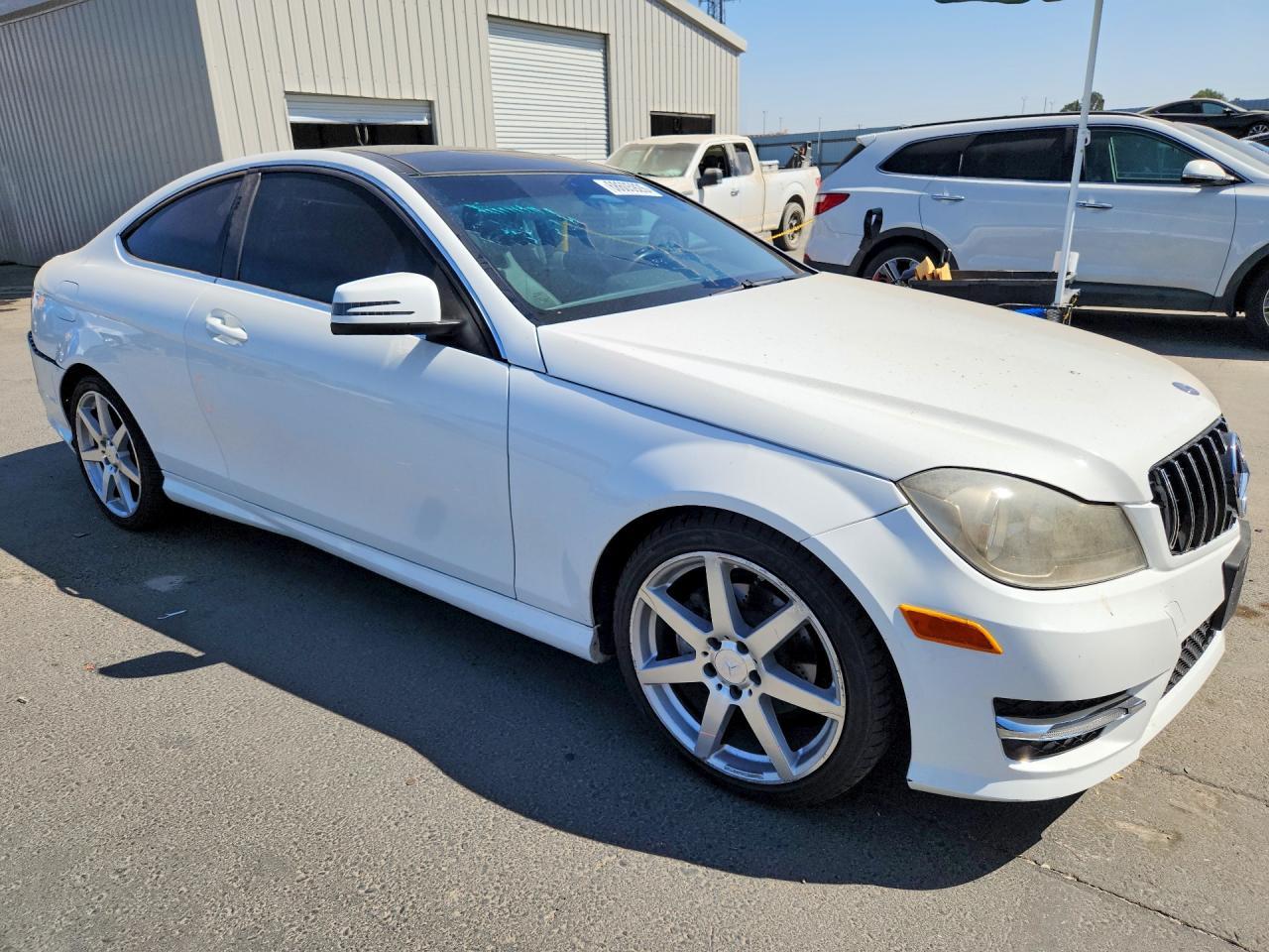 2013 Mercedes-Benz C 250 - zdjęcie 4