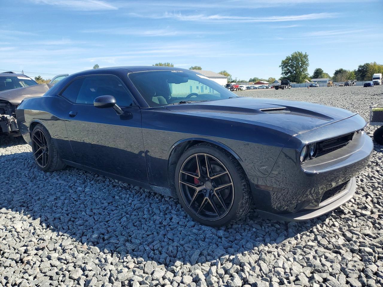 2016 Dodge Challenger Sxt - zdjęcie 4