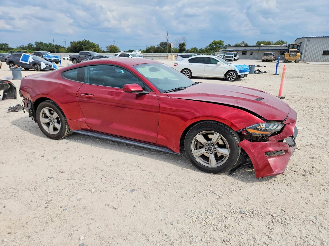 2019 Ford Mustang - zdjęcie 4