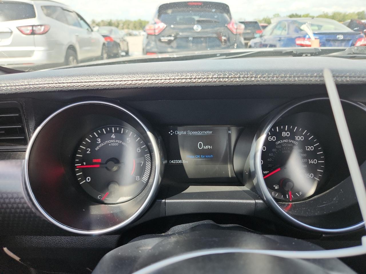2020 Ford Mustang - zdjęcie 9