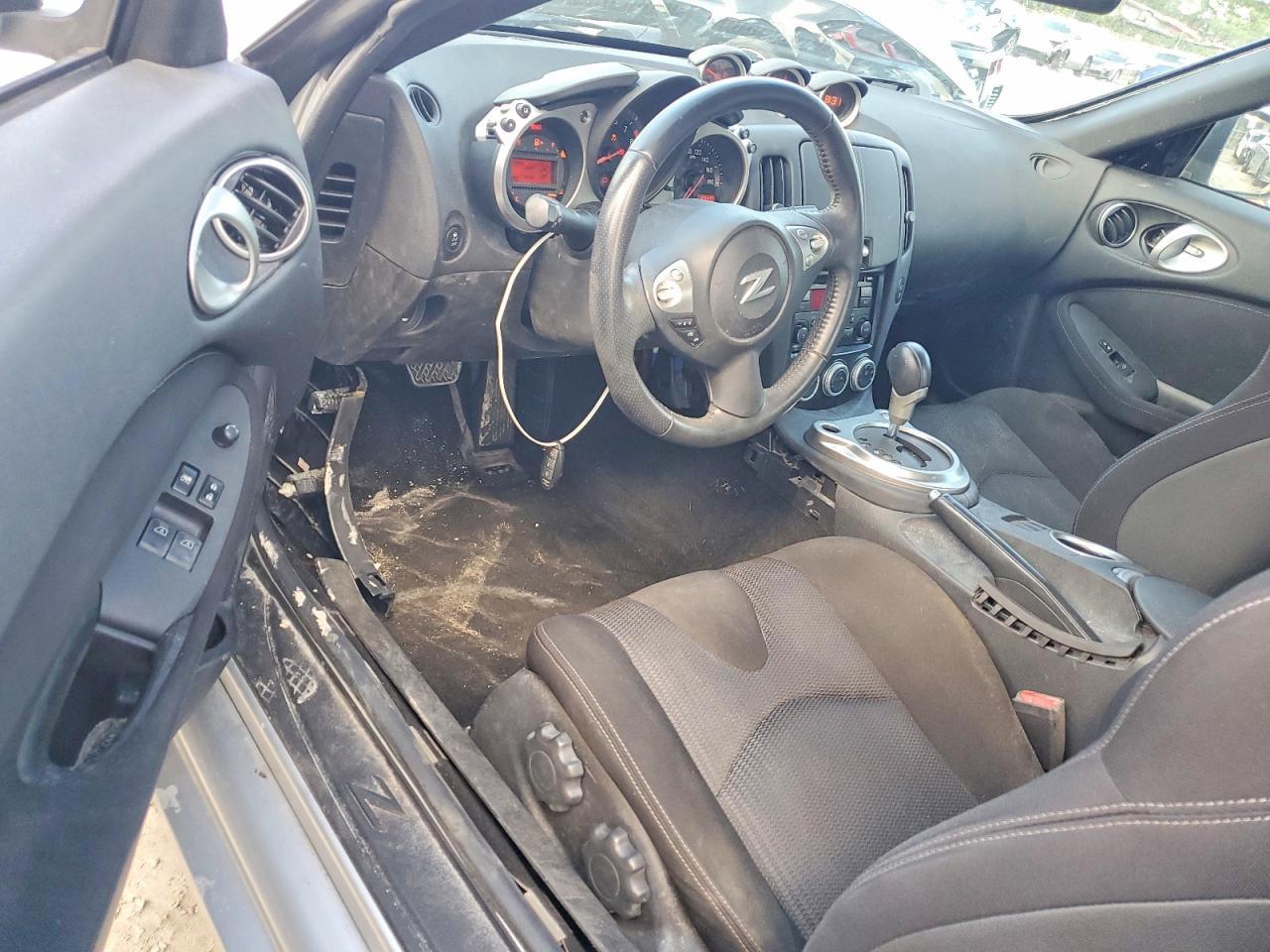 2016 Nissan 370Z Base - zdjęcie 8