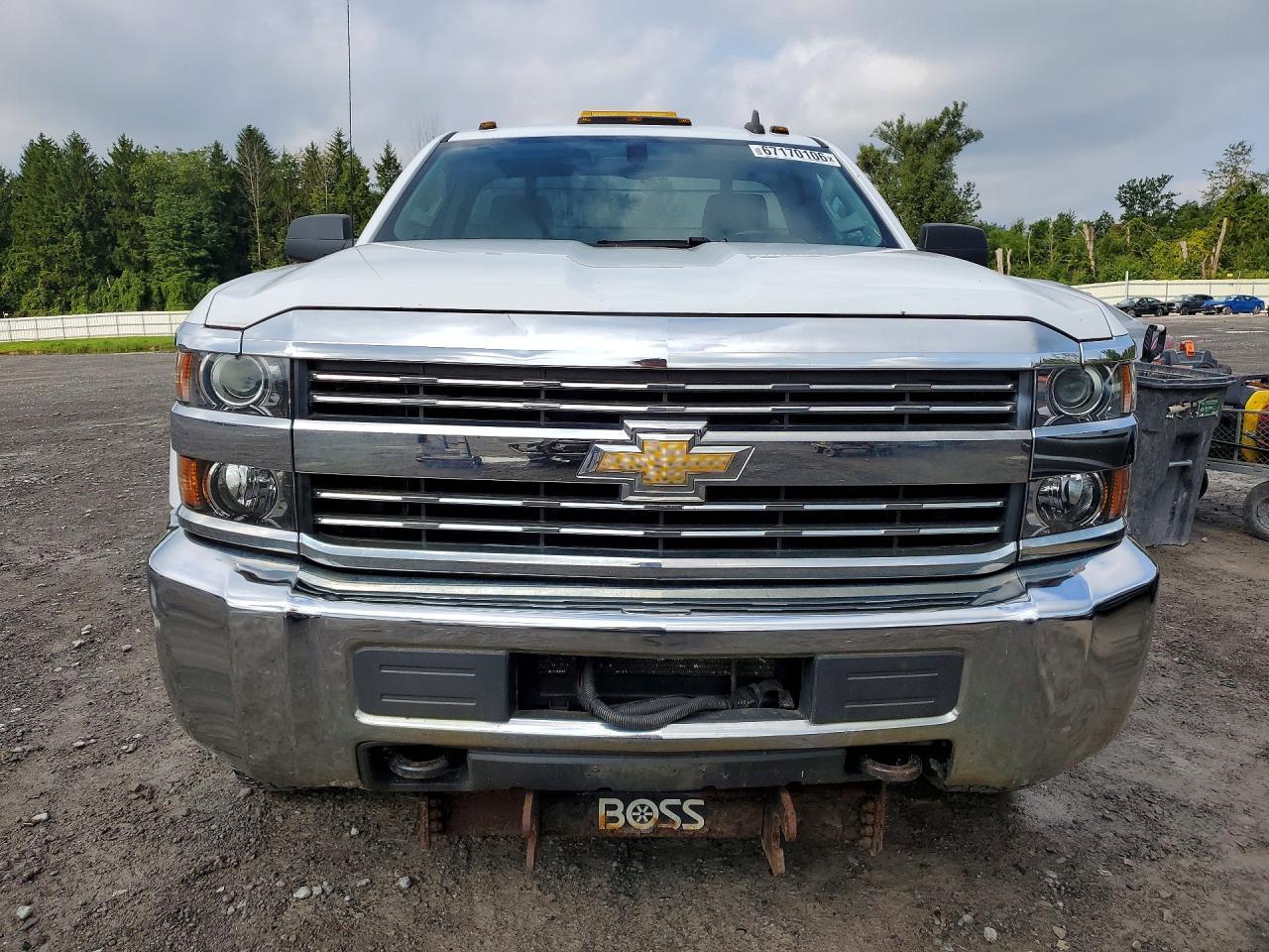 2018 Chevrolet Silverado K2500 Heavy Duty - zdjęcie 5