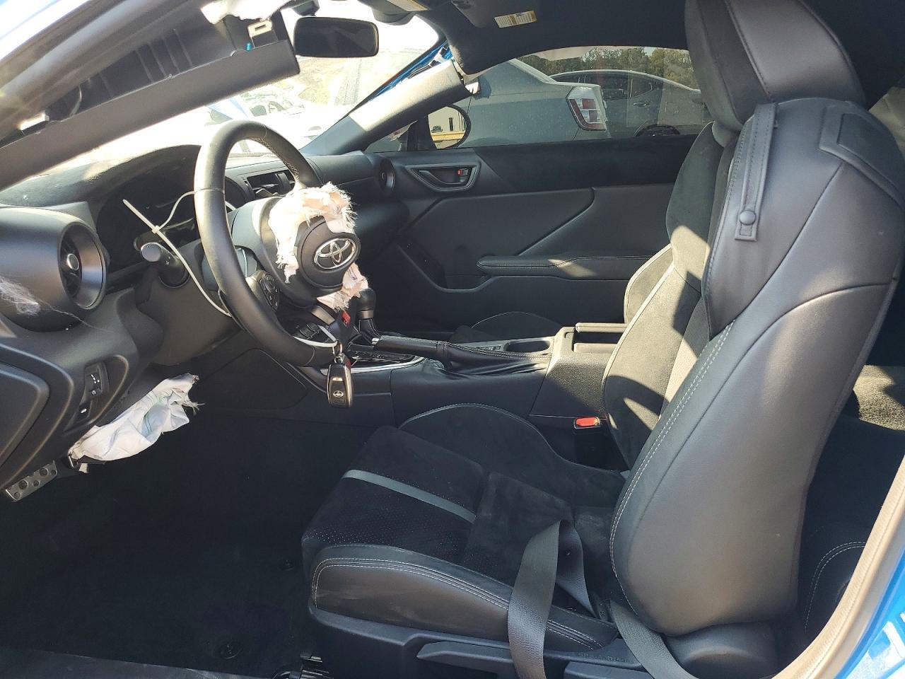 2024 Toyota Gr 86 Premium - zdjęcie 7
