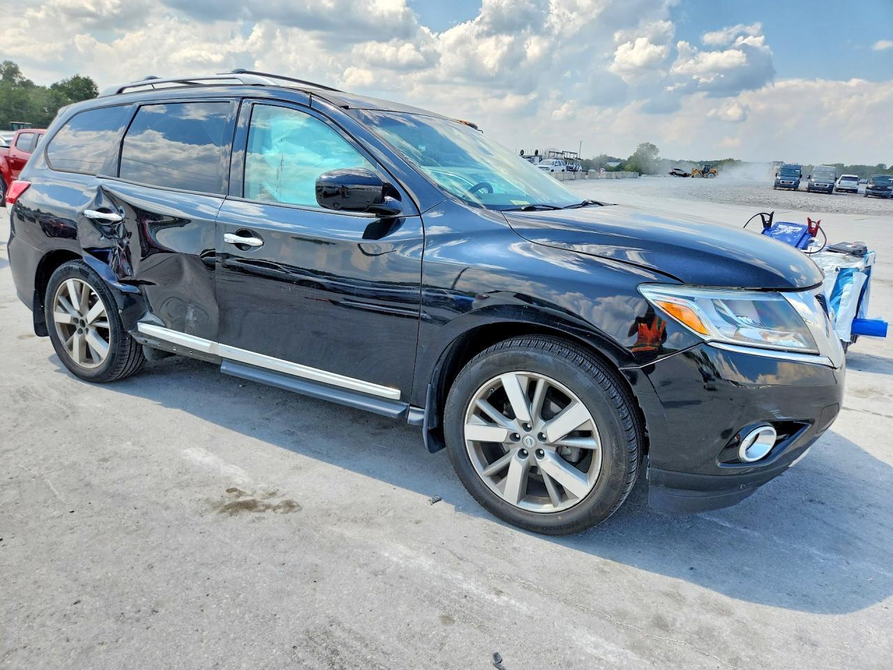 2014 Nissan Pathfinder S - zdjęcie 4