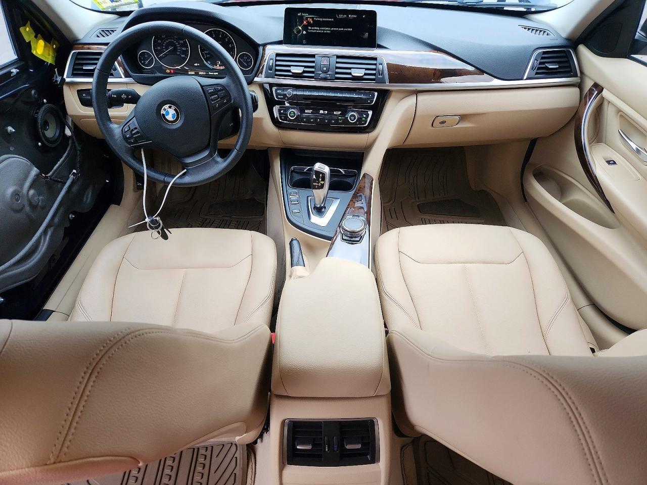 2016 BMW 320 I - zdjęcie 8