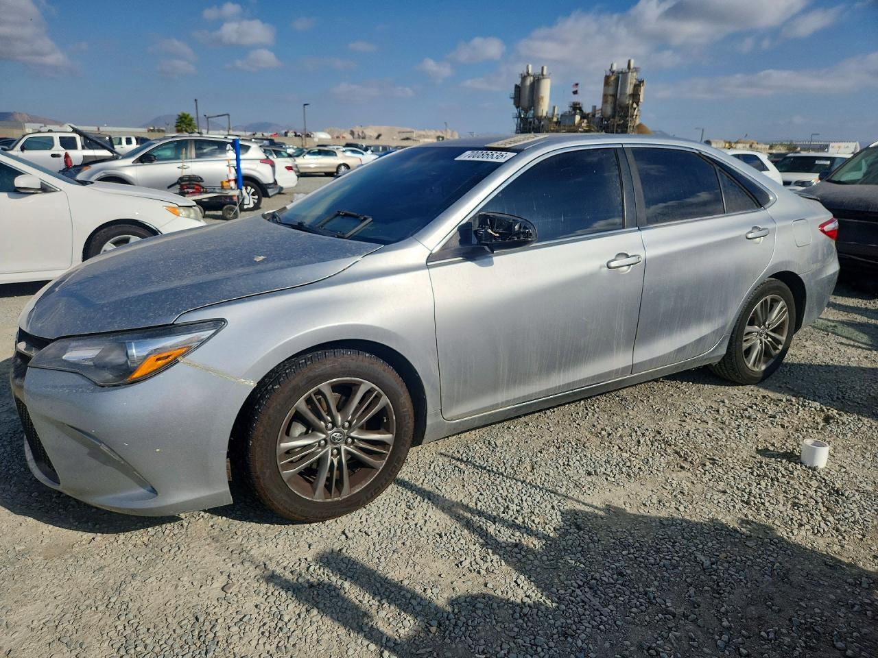 2017 Toyota Camry Se - zdjęcie główne