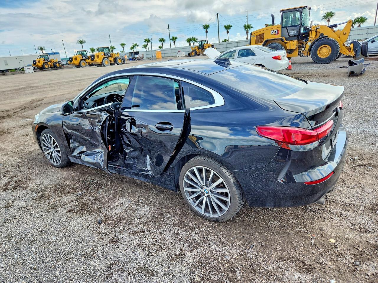 2021 BMW 228I - zdjęcie 2