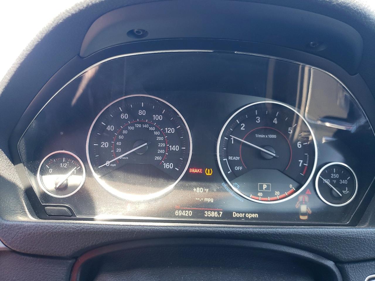 2017 BMW 330 Xi - zdjęcie 9