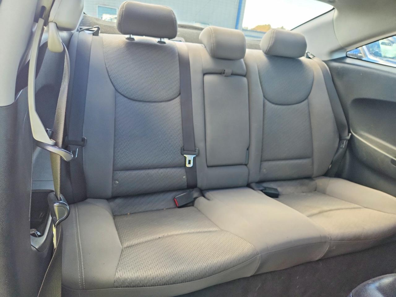 2014 Hyundai Elantra Coupe Base - zdjęcie 10