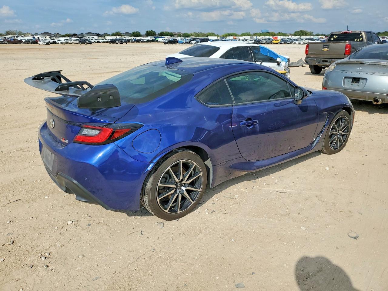 2023 Toyota Gr86 Base - zdjęcie 3