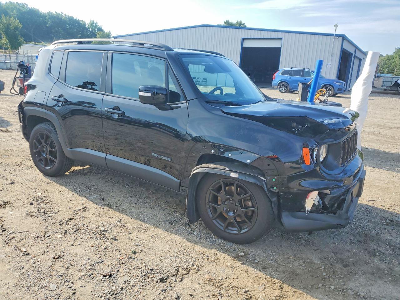 2020 Jeep Renegade Latitude - zdjęcie 4
