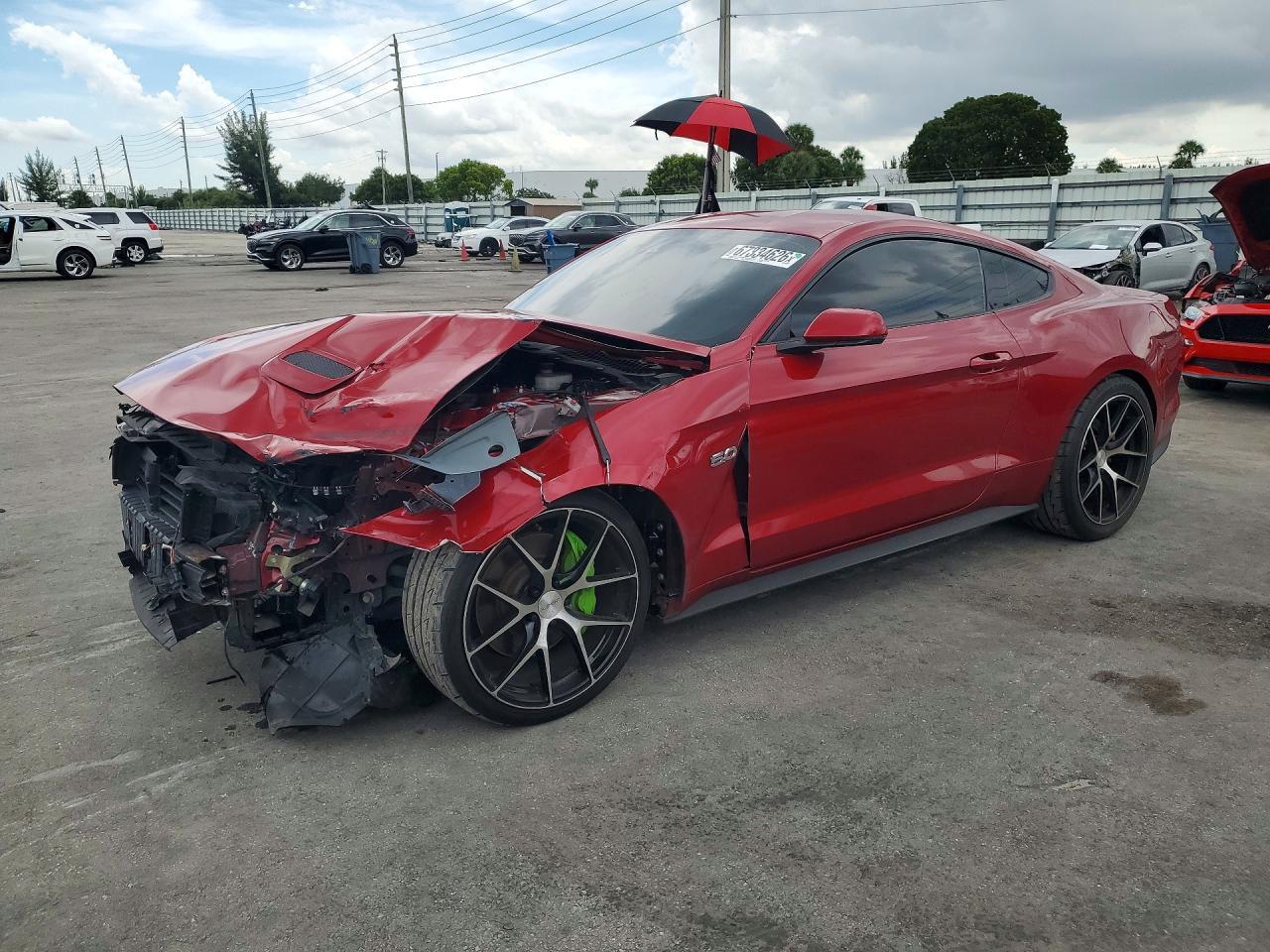 2021 Ford Mustang Gt - zdjęcie główne