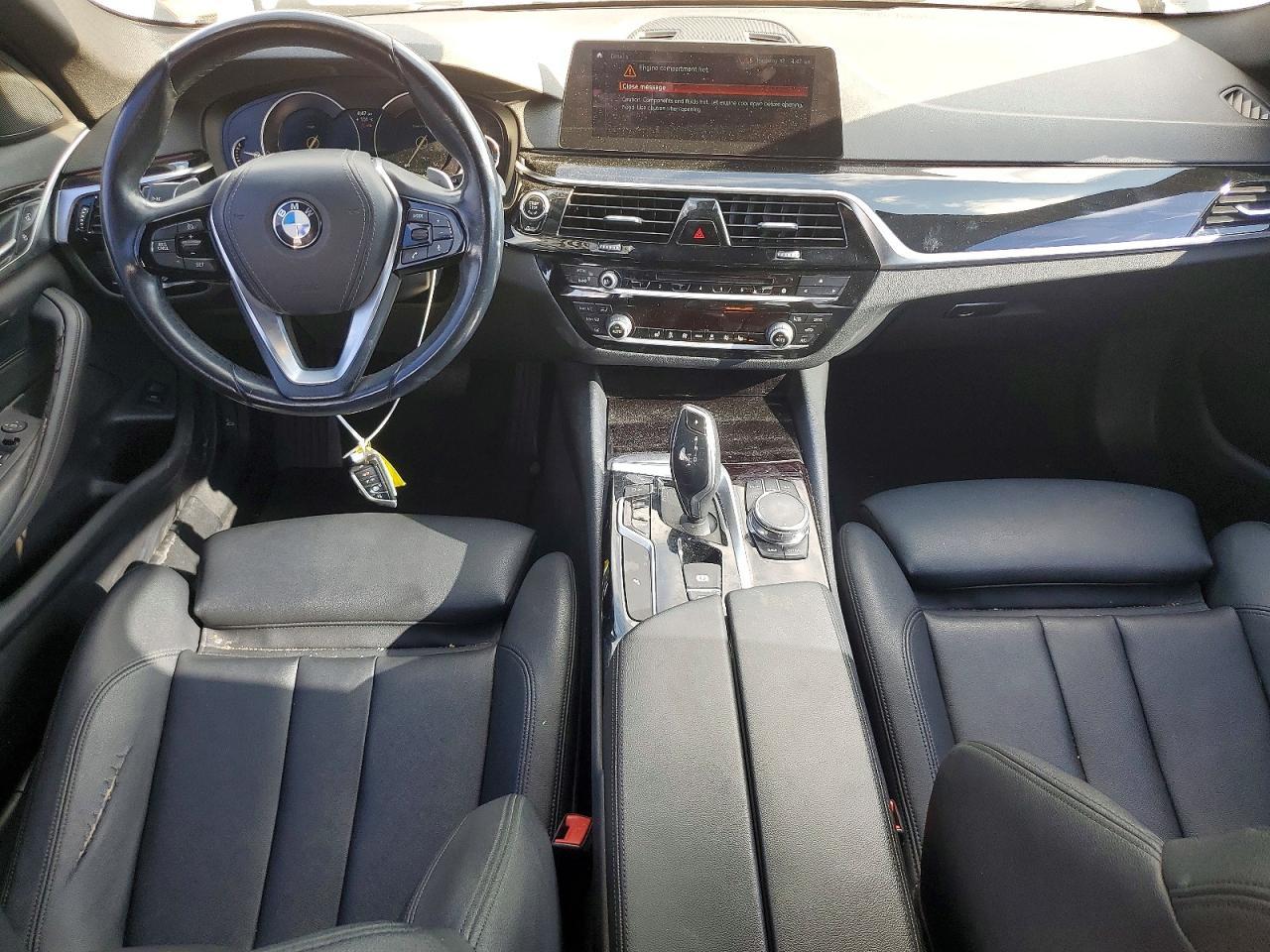2018 BMW 530 I - zdjęcie 8