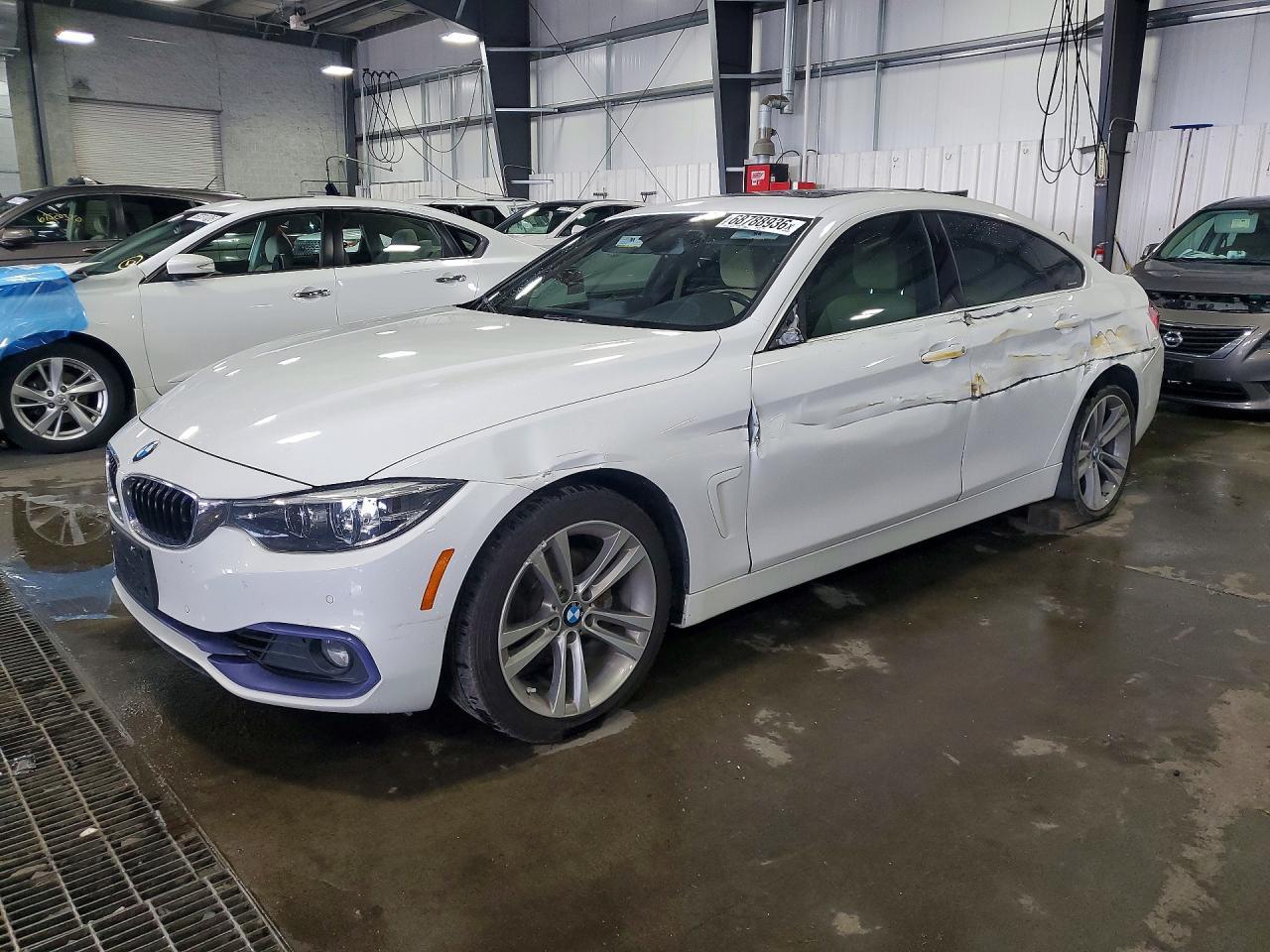 2019 BMW Seria 4 430i - zdjęcie główne