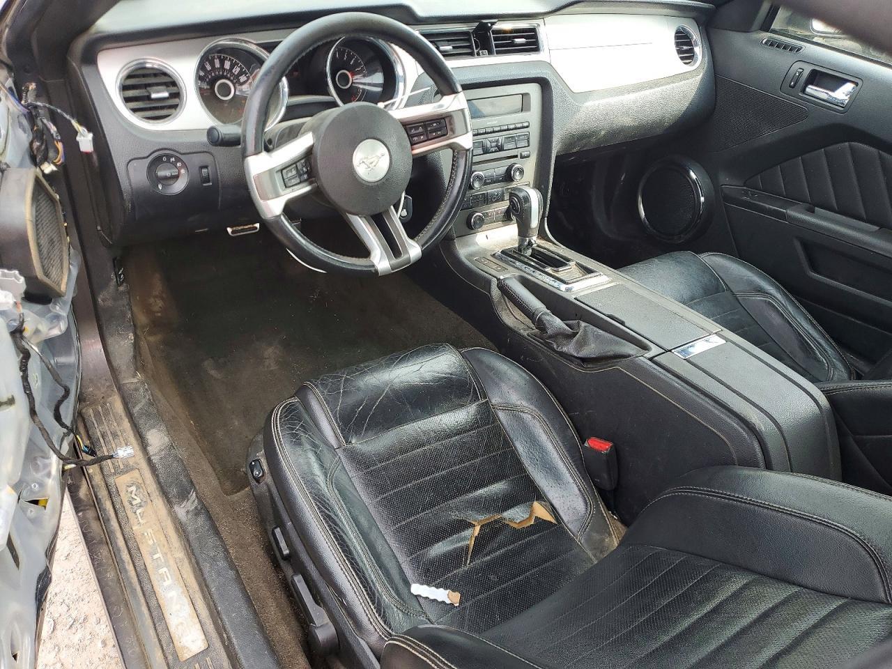 2014 Ford Mustang - zdjęcie 8