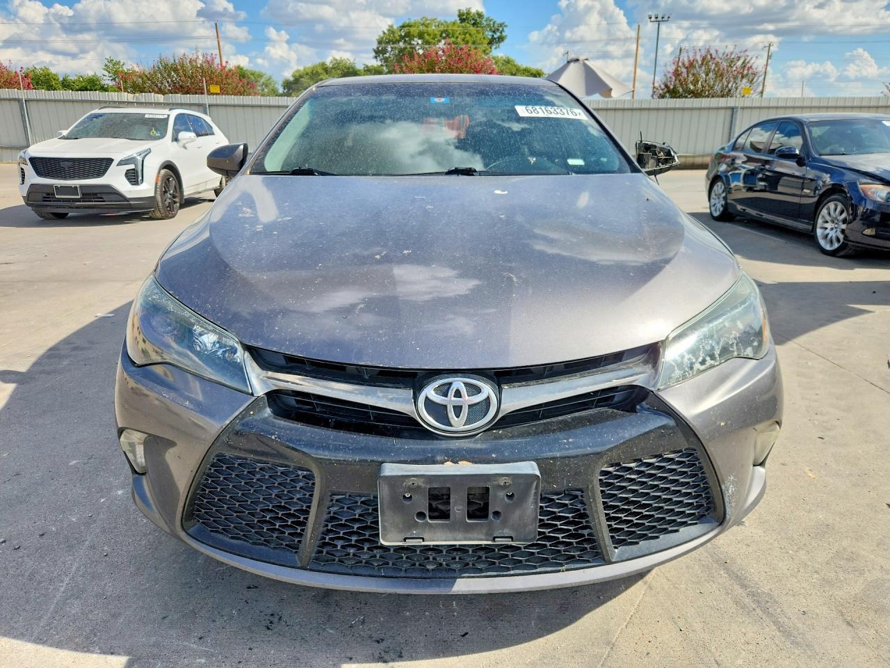2016 Toyota Camry Se - zdjęcie 5